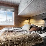 Gullstrupa, Spacious Family In