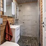 Gullstrupa, Spacious Family In *