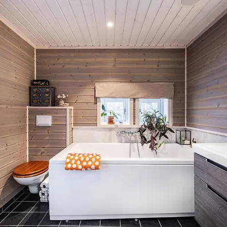 Feriehus Gullstrupa, Spacious Family In *