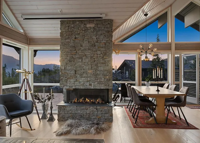 Gullstrupa, Spacious Family In