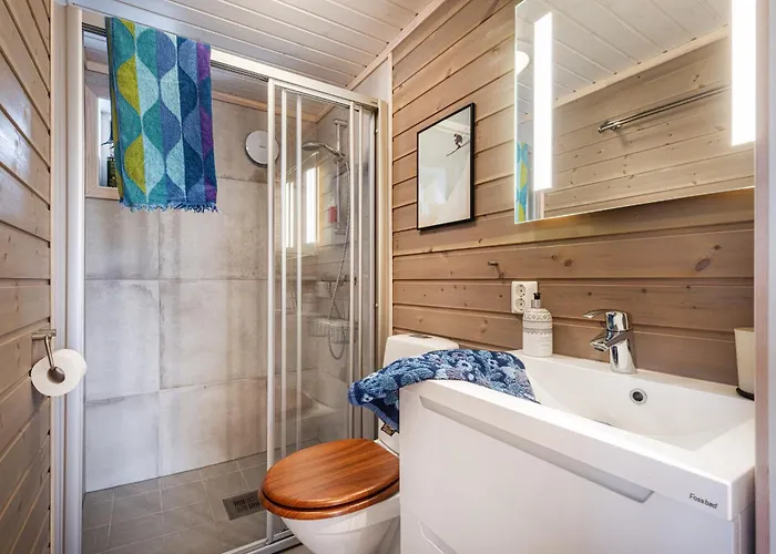 Gullstrupa, Spacious Family In