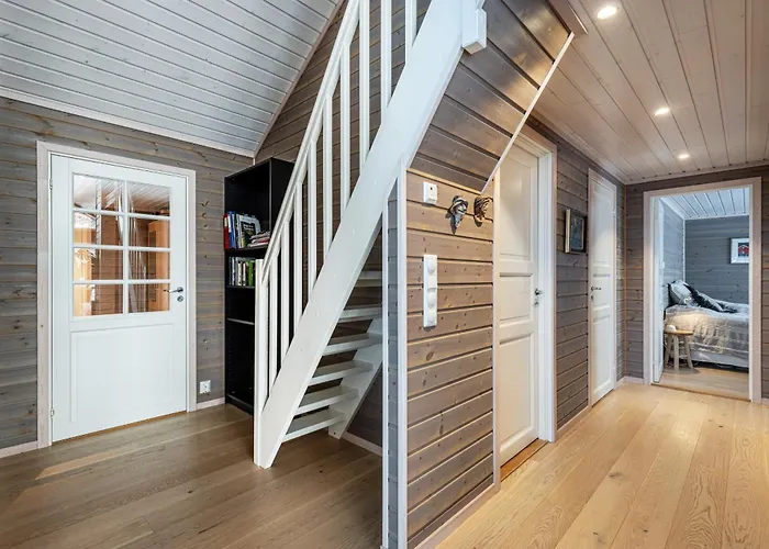 Gullstrupa, Spacious Family In *