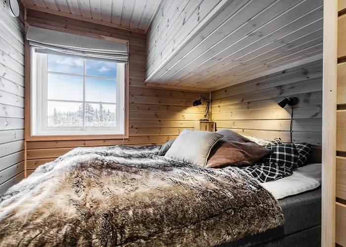 Gullstrupa, Spacious Family In